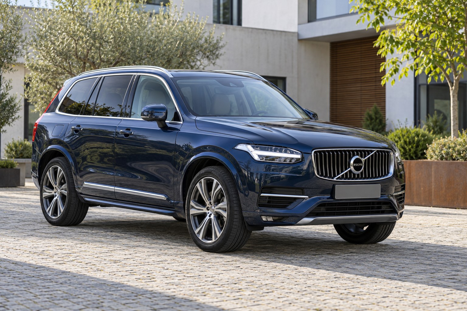 Volvo XC90 B5 AWD